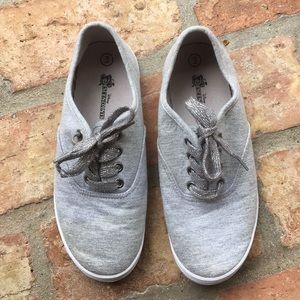 Kids sports/walking shoes